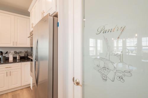 Ocean Wind by Oak Island Accommodations - photo 7