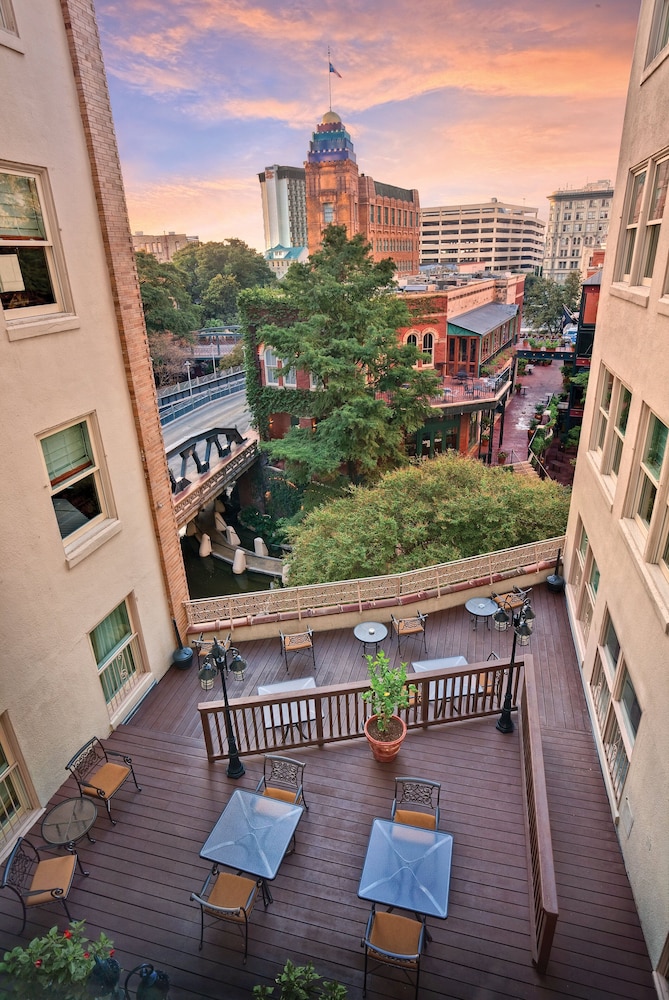 Club Wyndham Riverside Suites - photo 16