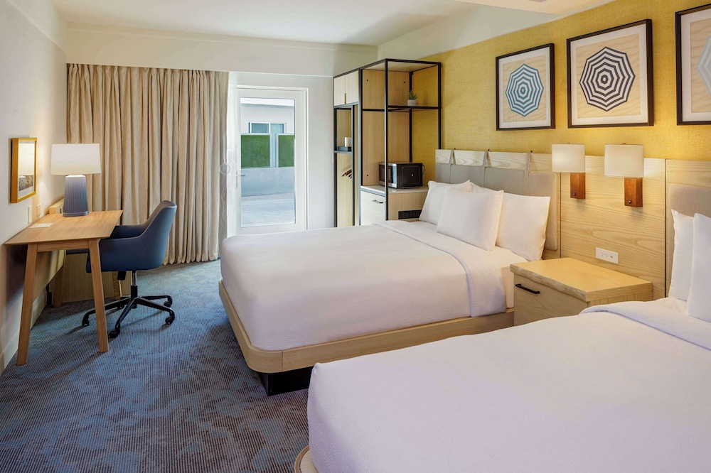 Hilton Garden Inn Dana Point Doheny Beach - photo 8