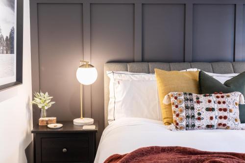 Camden Apartment — 5-Star Luxury Hotel in Camden, Australia