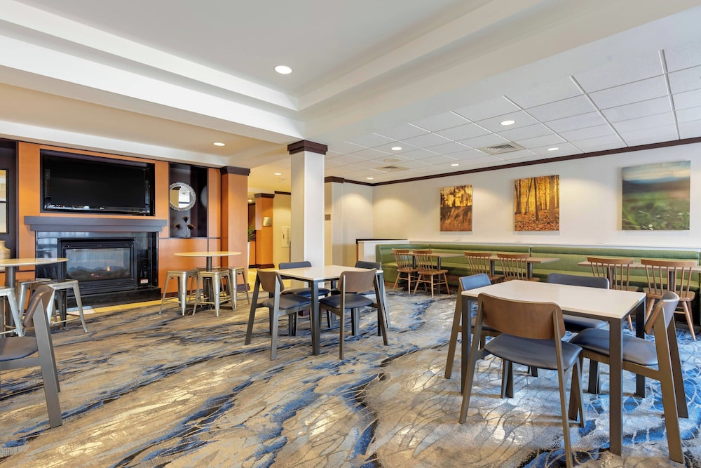 Fairfield Inn & Suites by Marriott Rockford - photo 30