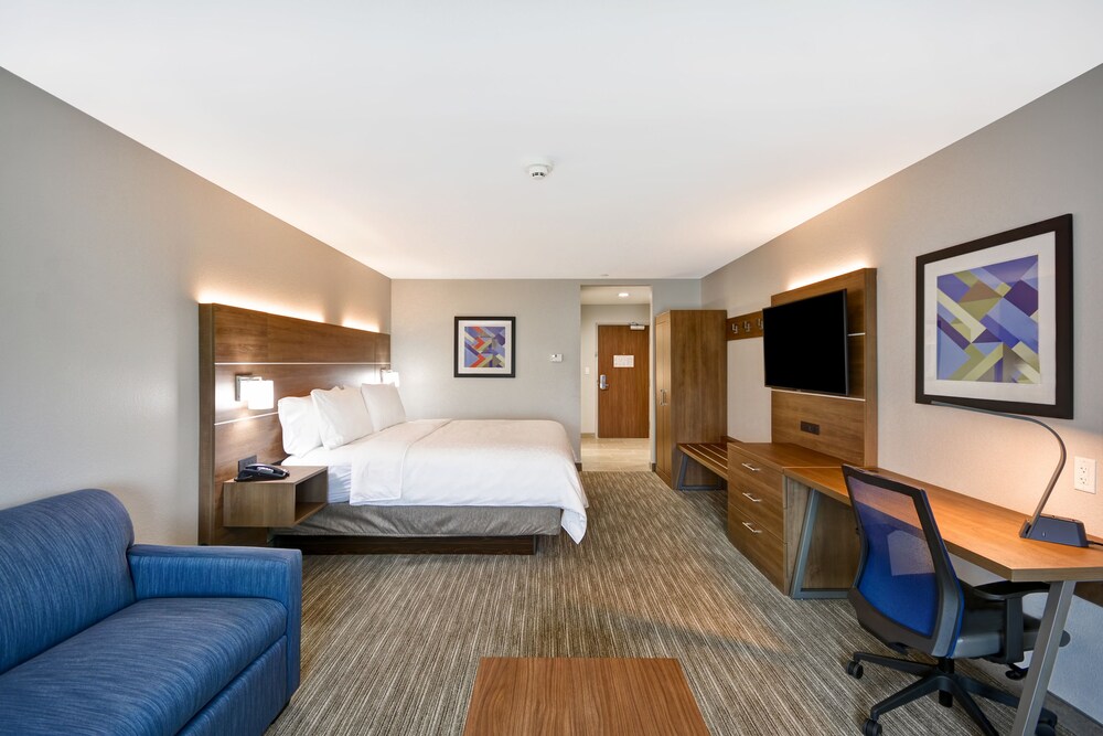 Holiday Inn Express & Suites Houston NASA Boardwalk Area by IHG - photo 11