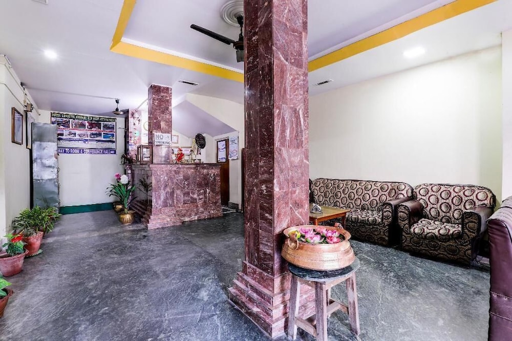 Hotel Gangotri in Bharatpur, Nepal