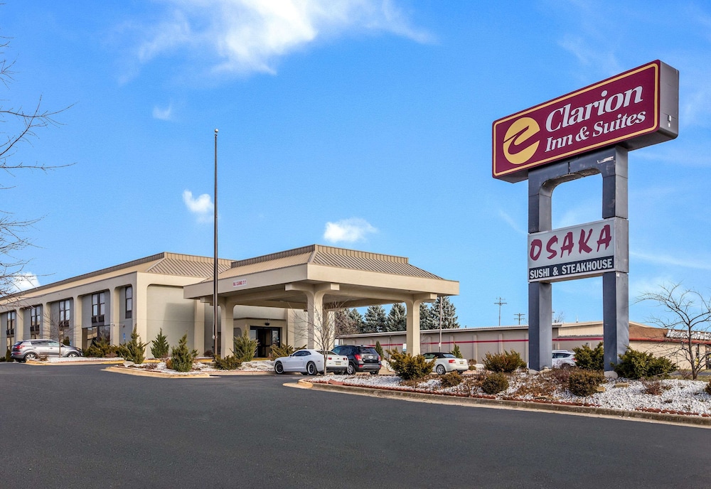 Clarion Inn & Suites Grand Rapids Airport - photo 80