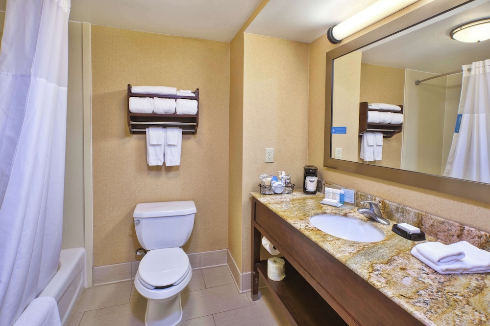 Hampton Inn Marietta - photo 12