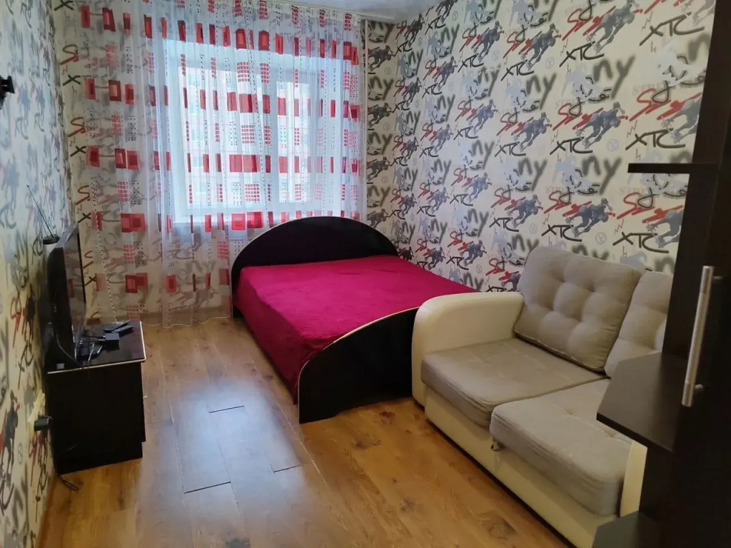2 Kh Komnatnaya Flat — Nadym