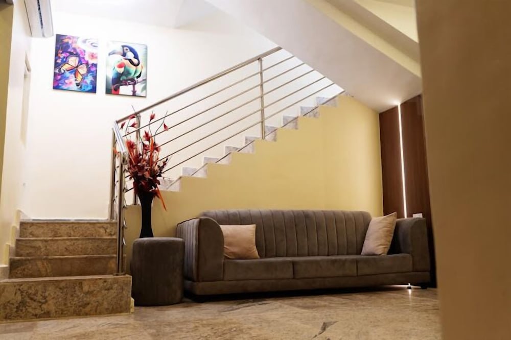 Carizma Luxury Apartment — 4-Star Luxury Hotel in Lagos, Nigeria