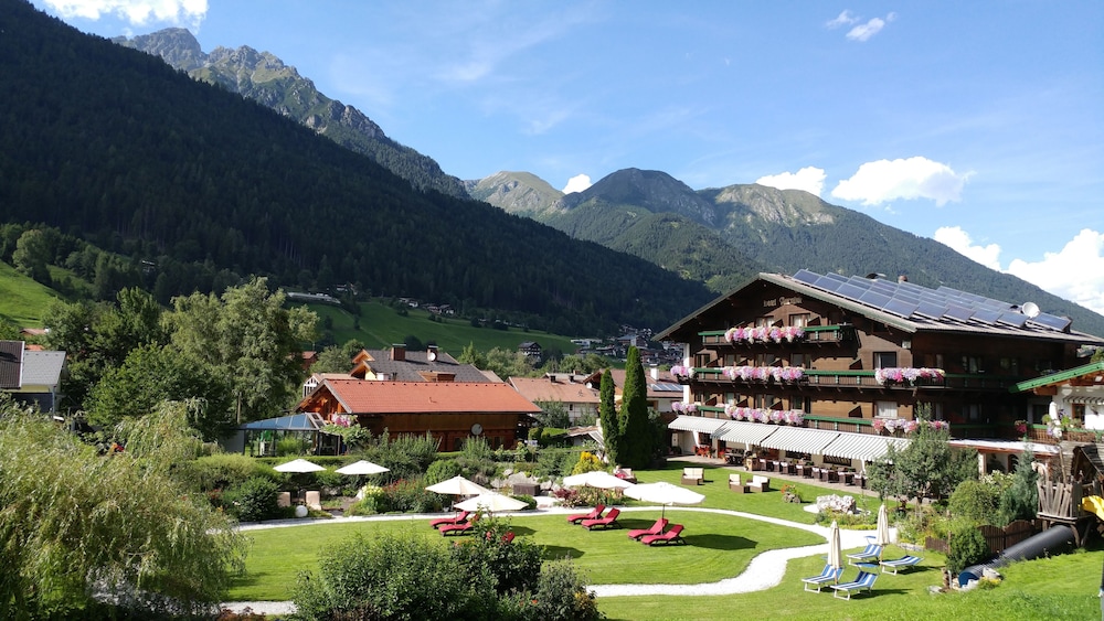 Familien & Vitalhotel Auenhof in Fulpmes, Austria