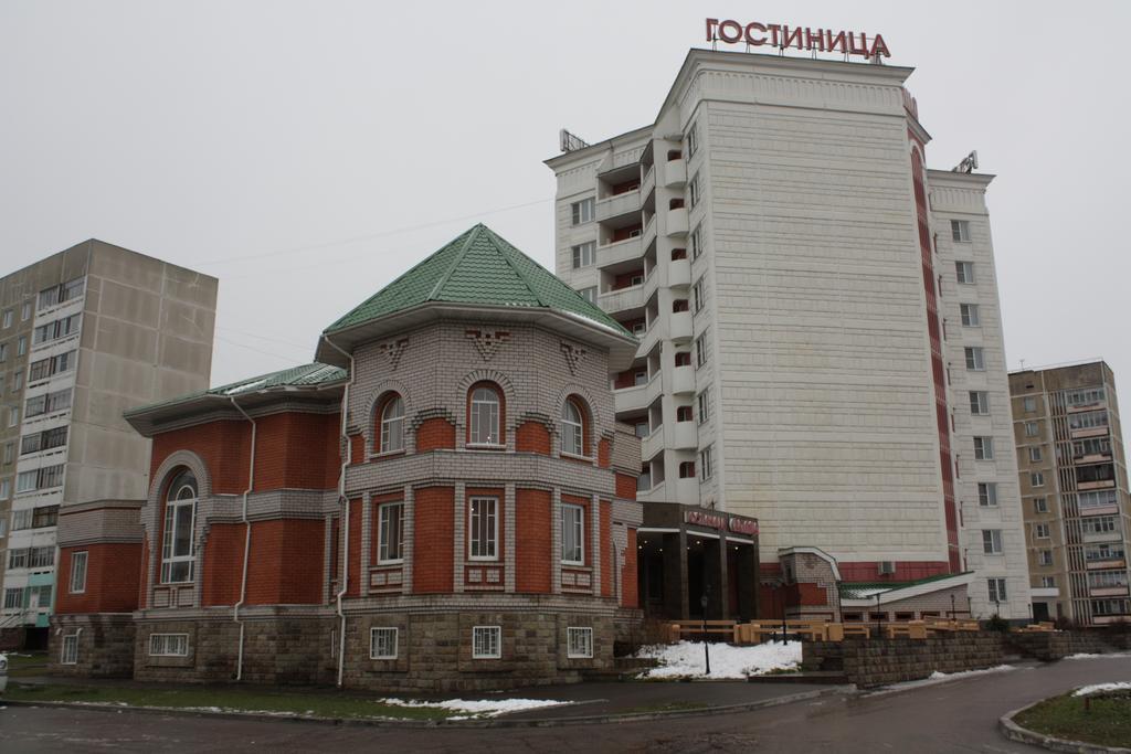 Hotel Svetlitsa — Udomlya