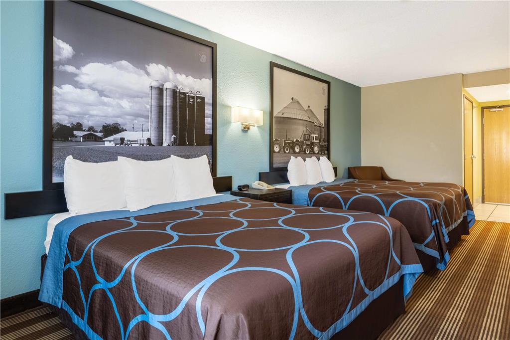 Super 8 by Wyndham Osseo WI - photo 15