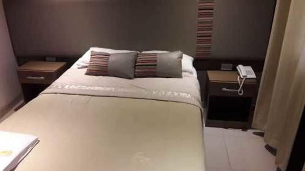 Hotel Buongiorno — hotel in Paita