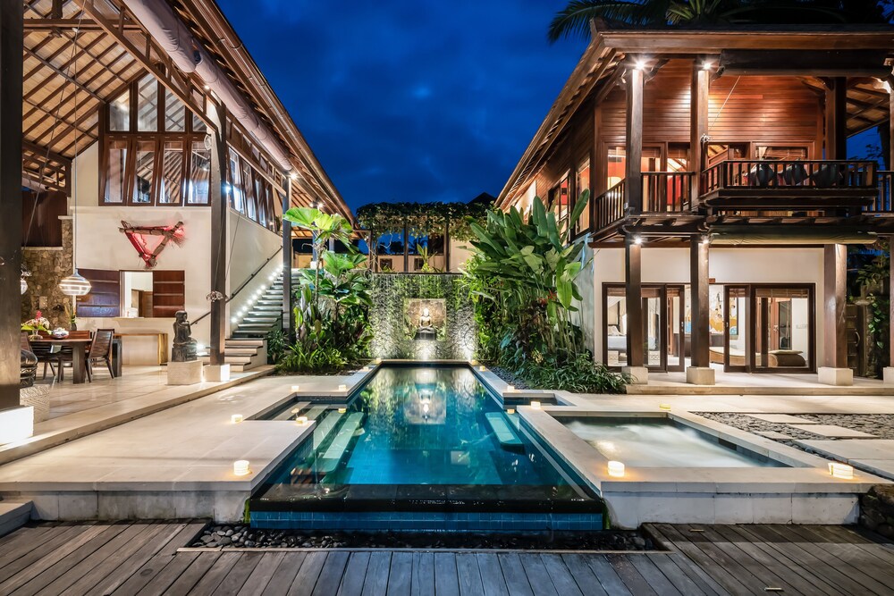 Villa Vajra — 4-Star Luxury Hotel in Ubud, Indonesia