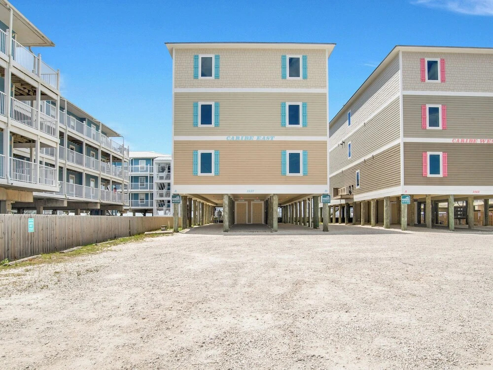 Caribe East by Southern Vacation Rentals — 4-Star Luxury Hotel in Gulf Shores, United States