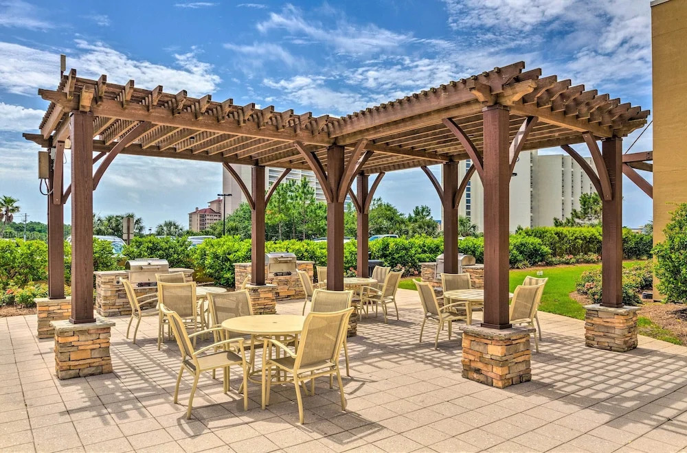 Destin Resort Studio w Pool Walk to Beach - photo 27