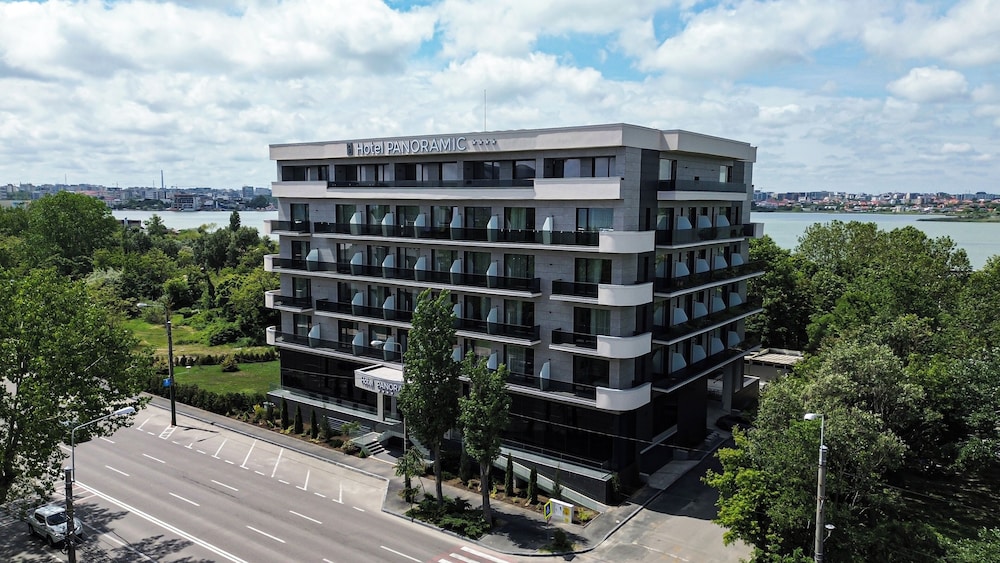 Hotel Panoramic Mamaia - carbon neutral hotel in Constanta