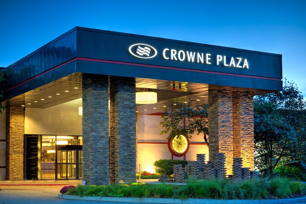 Crowne Plaza Suffern Mahwah