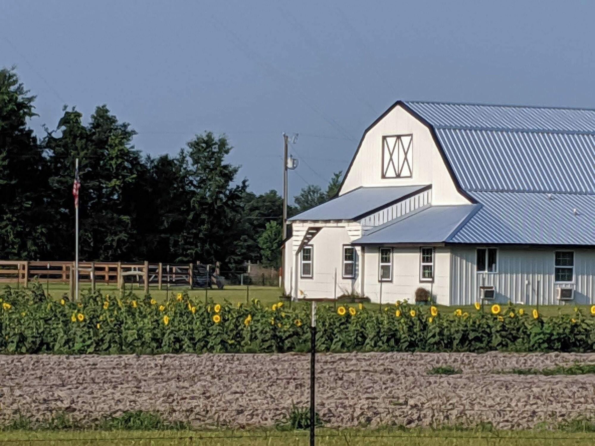 Bunkhouse Farm Stay — hotel in High Springs