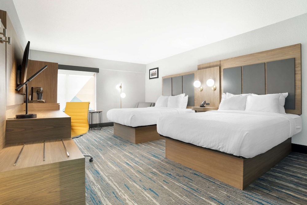 Best Western Plus Mobile Inn & Suites - photo 13