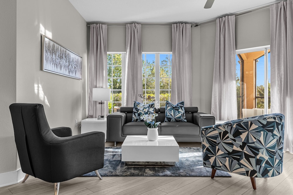 6406 - carbon neutral hotel in Orlando