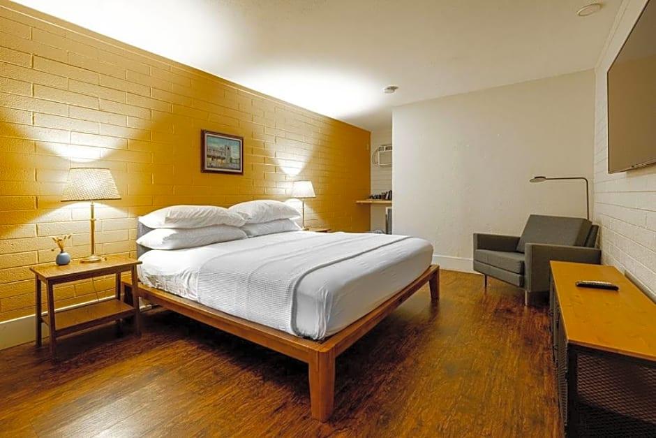 Sedona Uptown Suites - photo 26