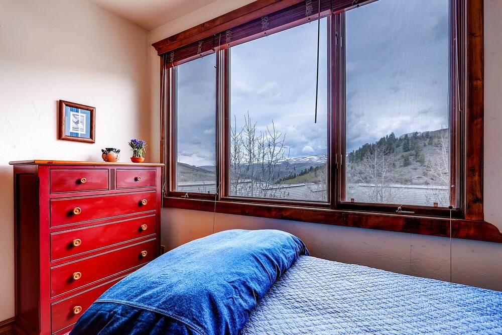 Highlands Slopeside by East West Hospitality - photo 14