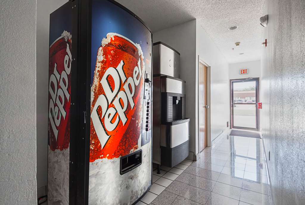Motel 6 Dallas Irving DFW Airport South - photo 30