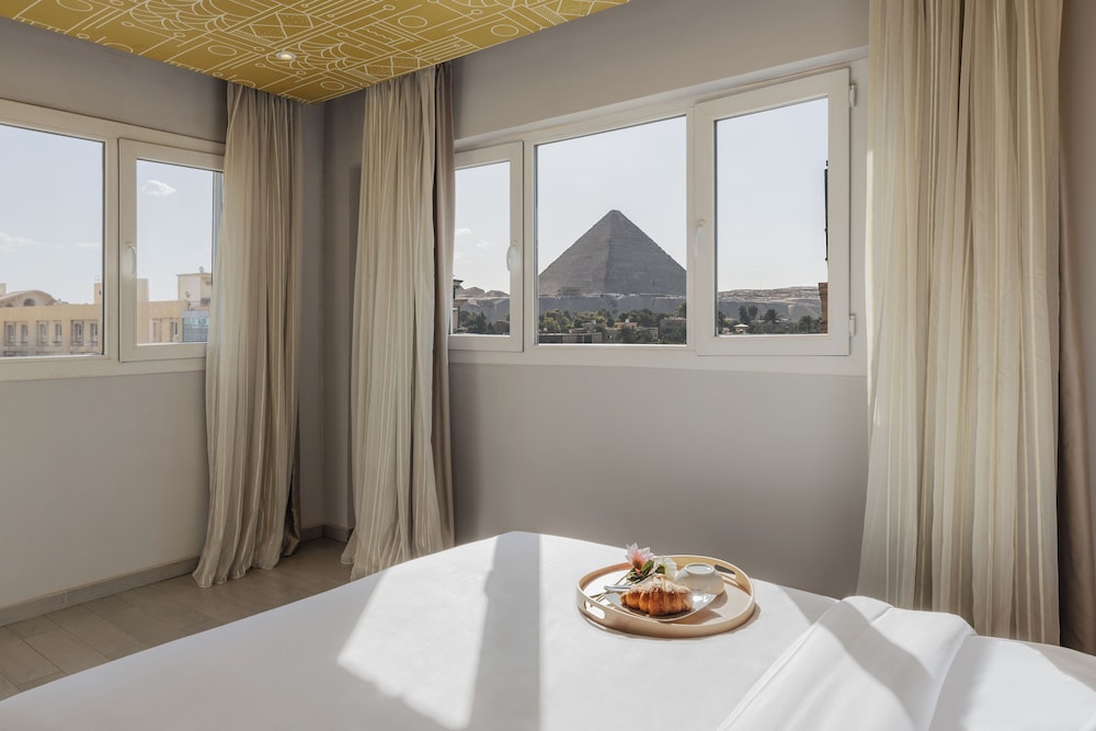 Brassbell l By the Pyramids Near Grand Museum — 4-Star Luxury Hotel in Cairo, Egypt