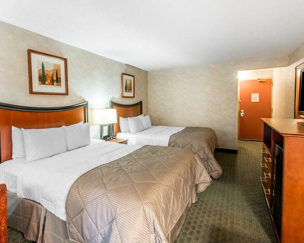 Quality Inn and Conference Center Greeley Downtown - photo 6