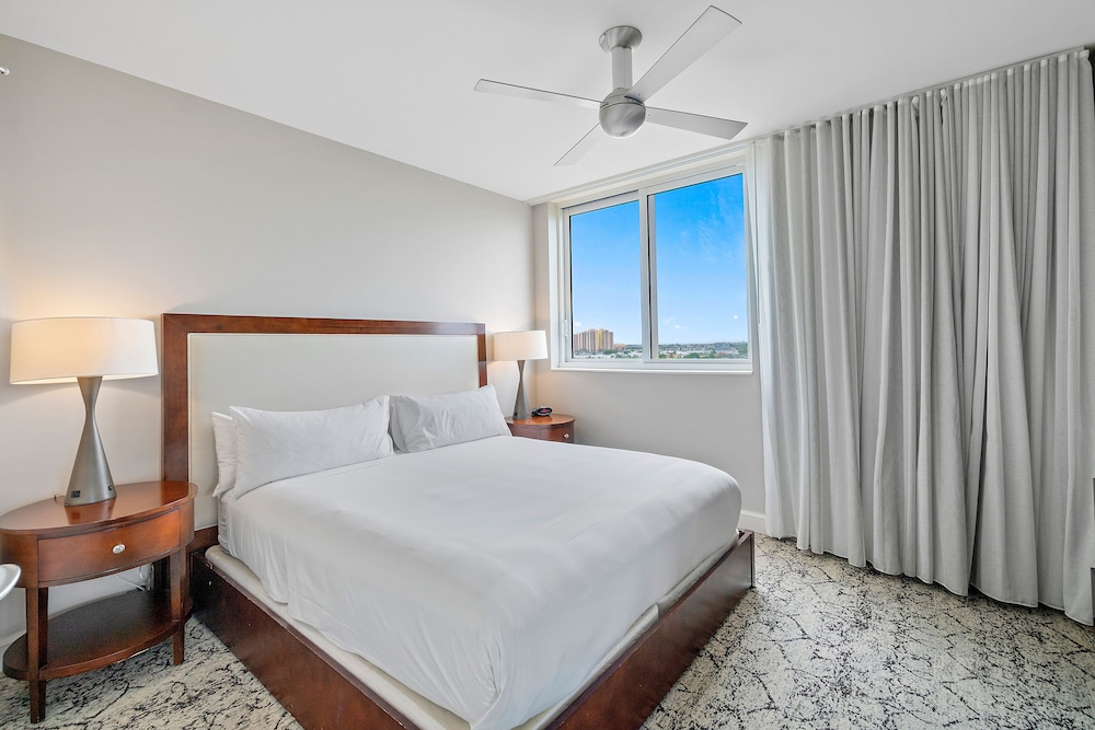Palm Beach Singer Island Resort & Spa Luxury Suites - photo 42