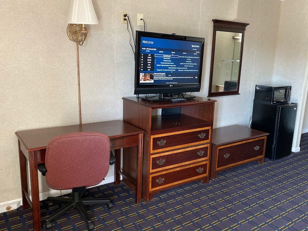 Sherwood Motel - photo 12