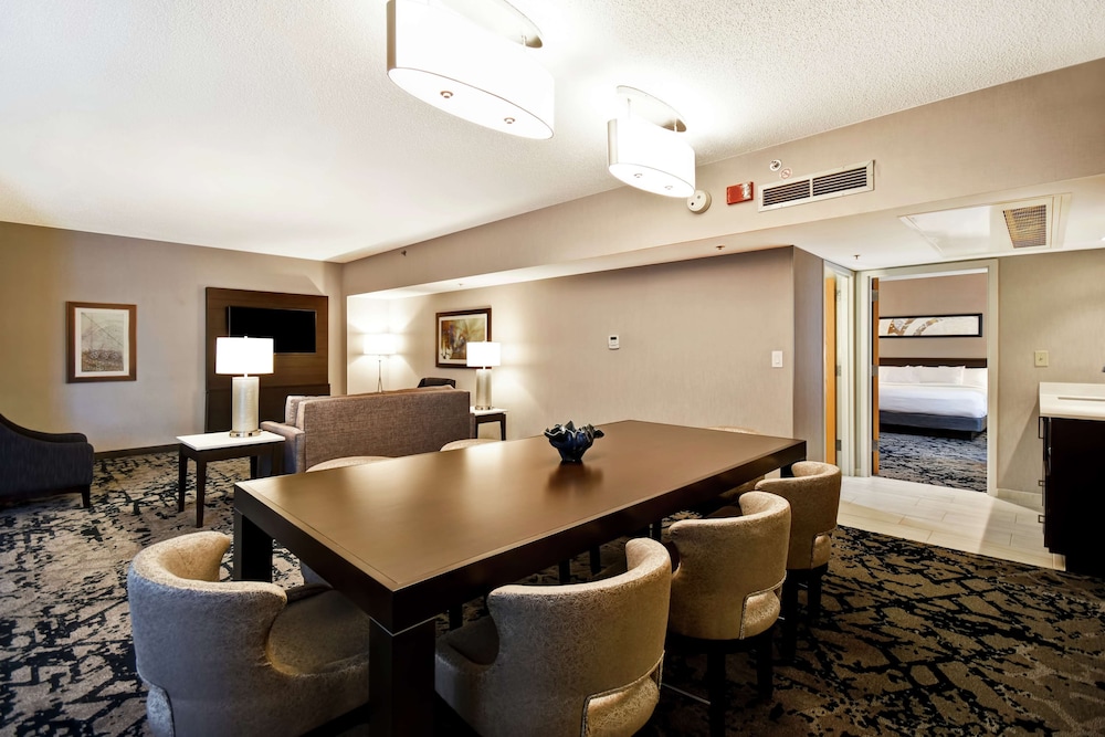 Embassy Suites by Hilton Raleigh Durham Research Triangle - photo 40