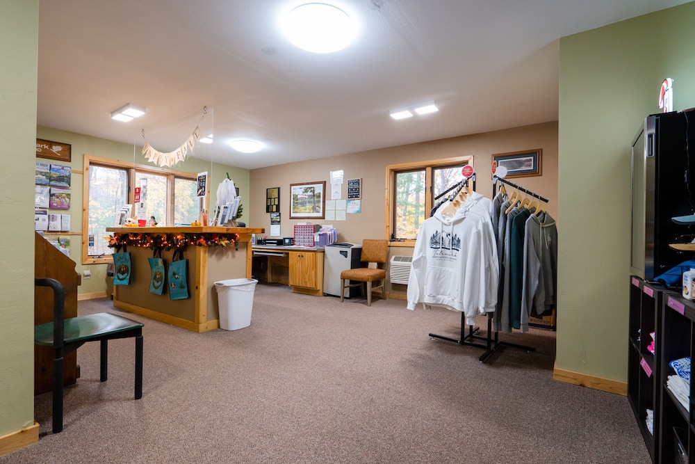 Telemark Northwoods Lodging - photo 3