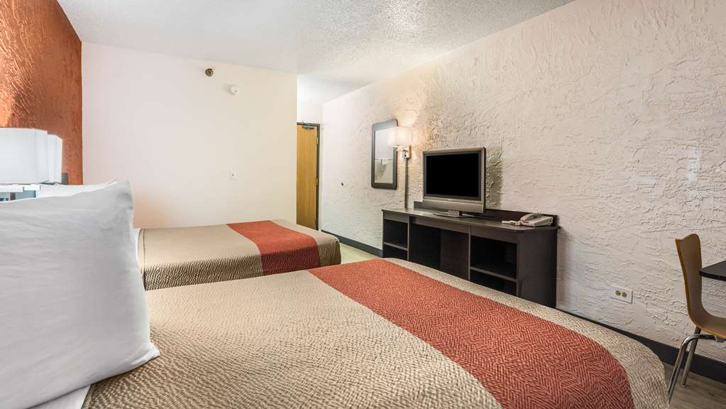 Motel 6 Elk Grove Village IL - photo 6
