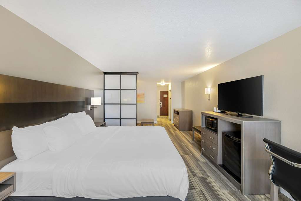 Comfort Inn & Suites Andrews - photo 18