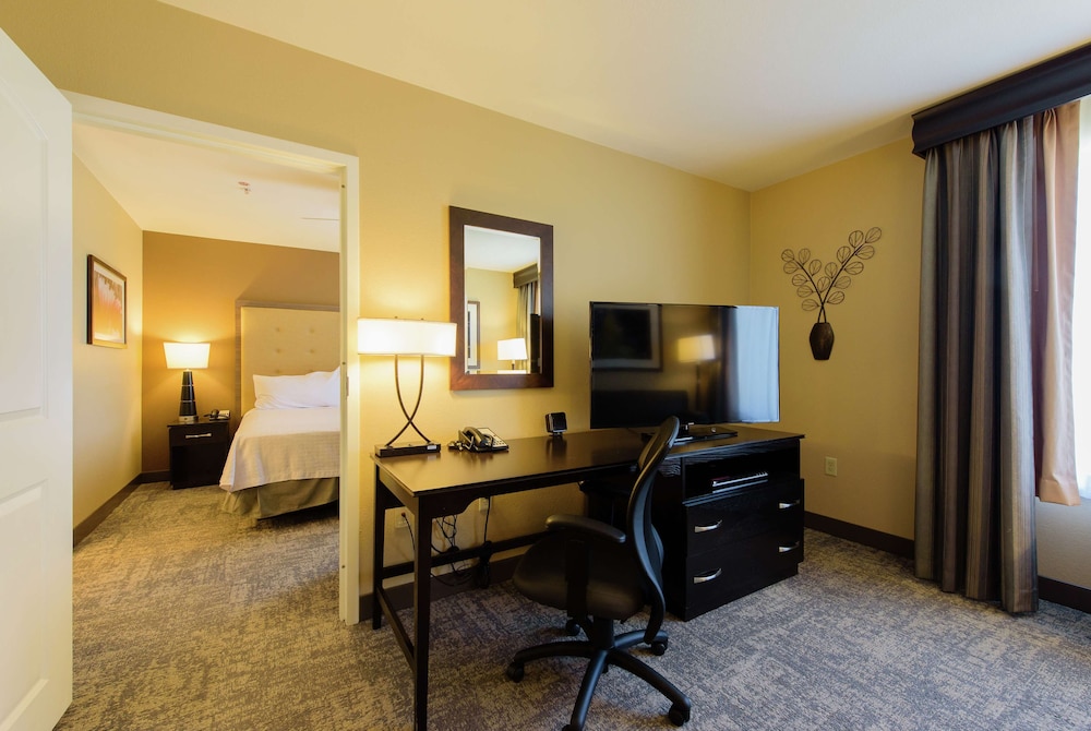 Homewood Suites by Hilton Phoenix Chandler Fashion Center - photo 11