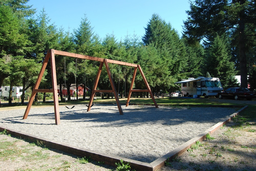 Thunderbird RV & Camping Resort - photo 17