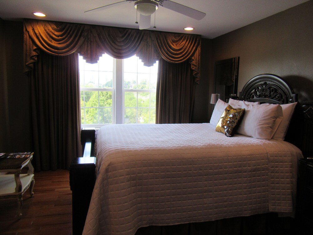 Secret Place - photo 7