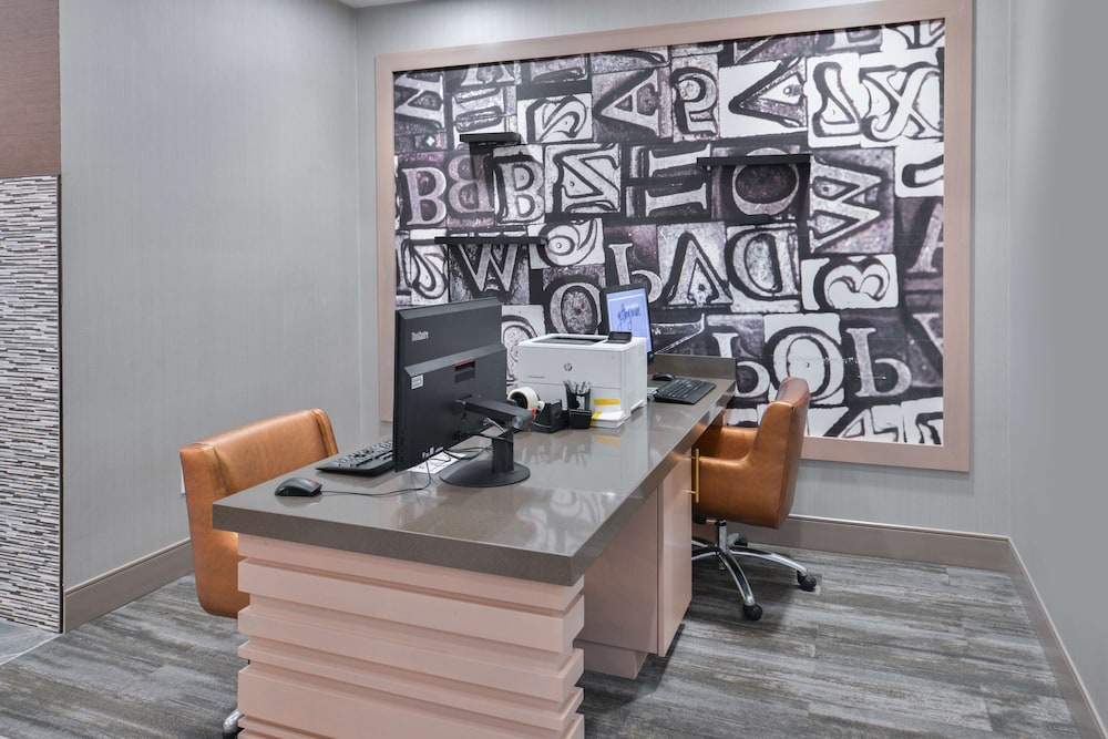 Hampton Inn & Suites Altoona Des Moines - photo 62