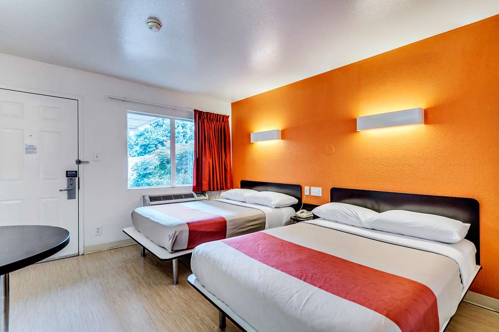 Motel 6 Linthicum Heights MD BWI Airport - photo 12