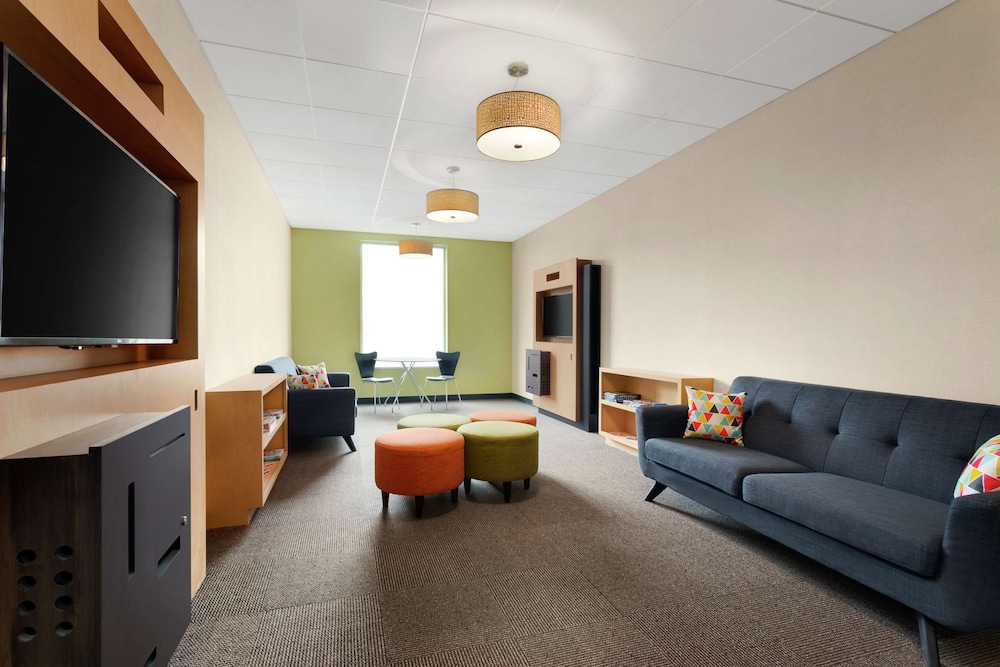 Home2 Suites by Hilton Middletown - photo 19