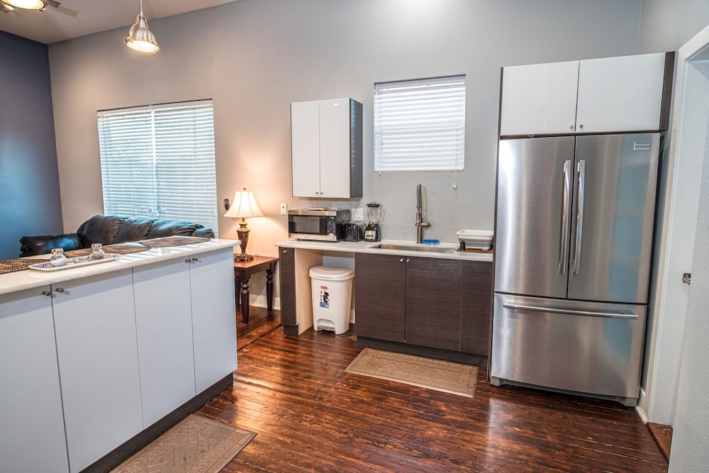 Prosperity Place Remodeled 3br 2ba Near Downtown - photo 13