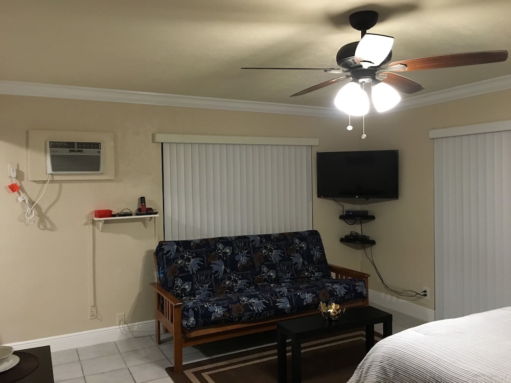 Casa del Sol Waterfront Resort Marina - photo 26