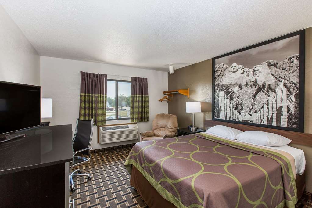 Super 8 by Wyndham Wayne - photo 13