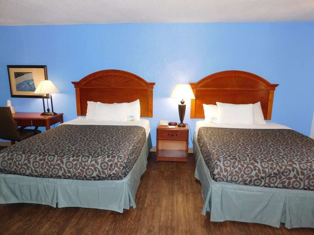 Days Inn By Wyndham Oklahoma City Nw Expressway - photo 29
