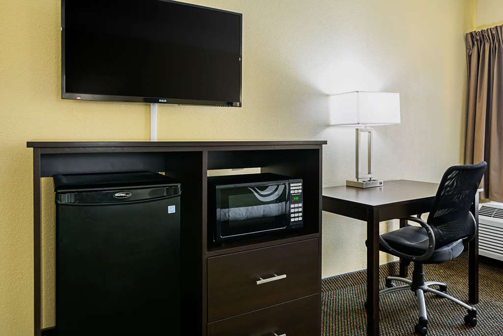 Quality Inn & Suites Greensburg I 74 - photo 14
