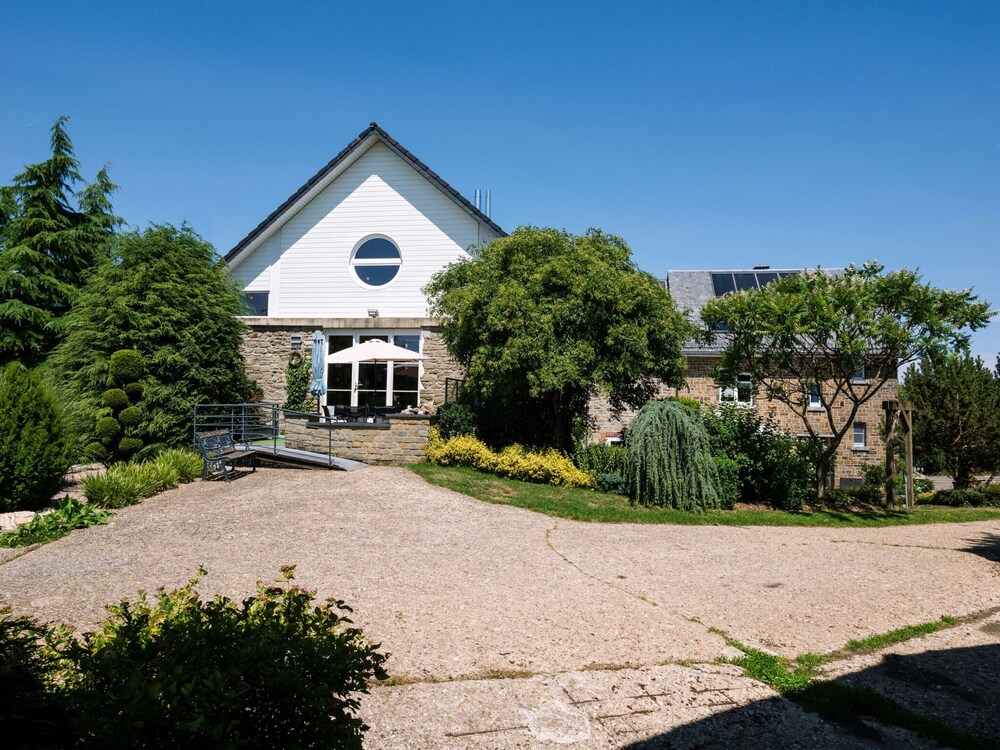 Group Getaway in Amel - carbon neutral hotel in Ambleve