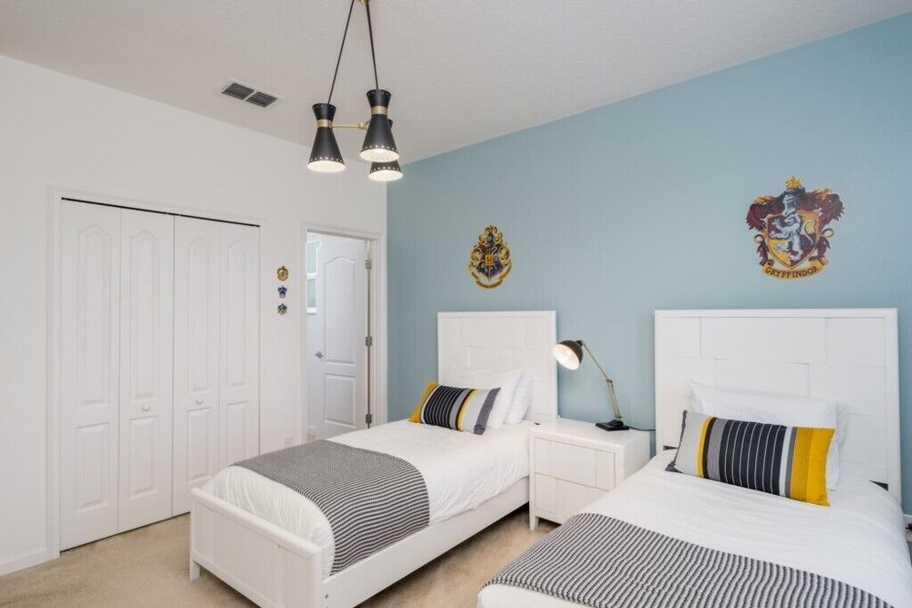 6 bedroom home at Solterra Resort - photo 16