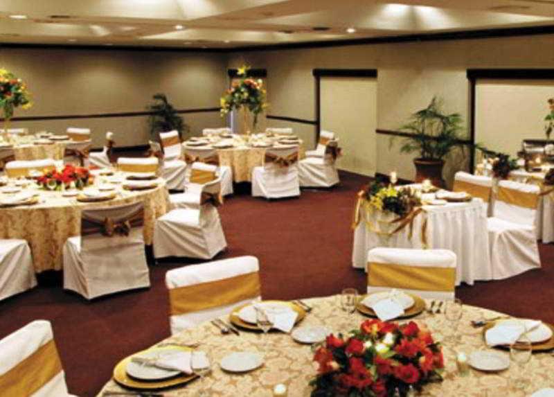Fiesta Inn Tijuana Otay Aeropuerto — 4-Star Luxury Hotel in Tijuana, Mexico