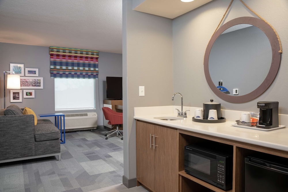 Hampton Inn & Suites Xenia Dayton - photo 21