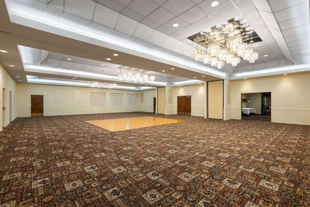 Baymont by Wyndham Shakopee - photo 26